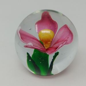 Dynasty Gallery Heirloom Collection Paperweight